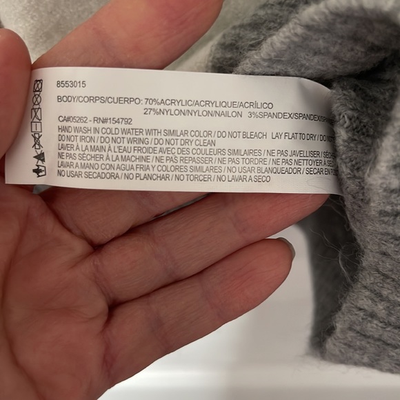 Point Zero sweater. - Picture 4 of 5